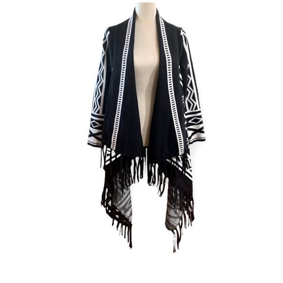 2010s Chico’s Black Tribal Fringe Knit Open Cardigan Wrap Size 3 XL - Picture 2 of 10